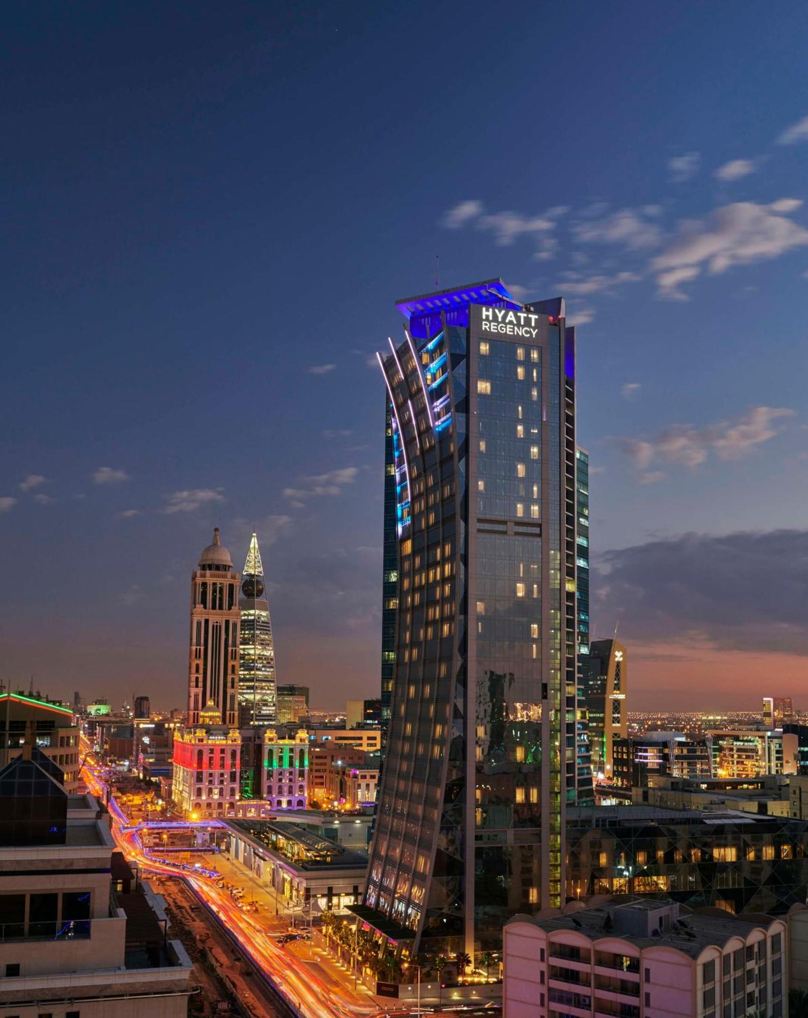Hyatt Regency Riyadh Olaya Exterior foto Hyatt Regency Chennai