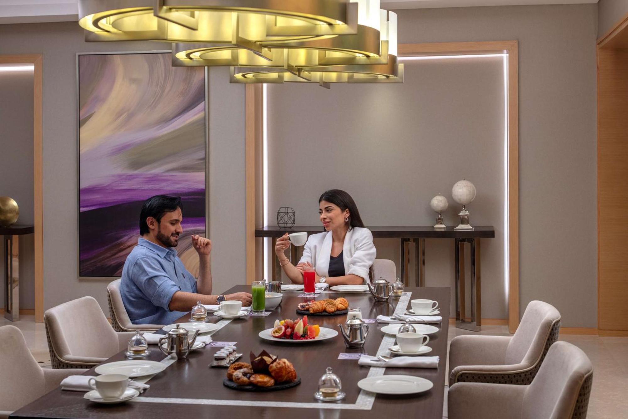 Hyatt Regency Riyadh Olaya Exterior foto A dining room
