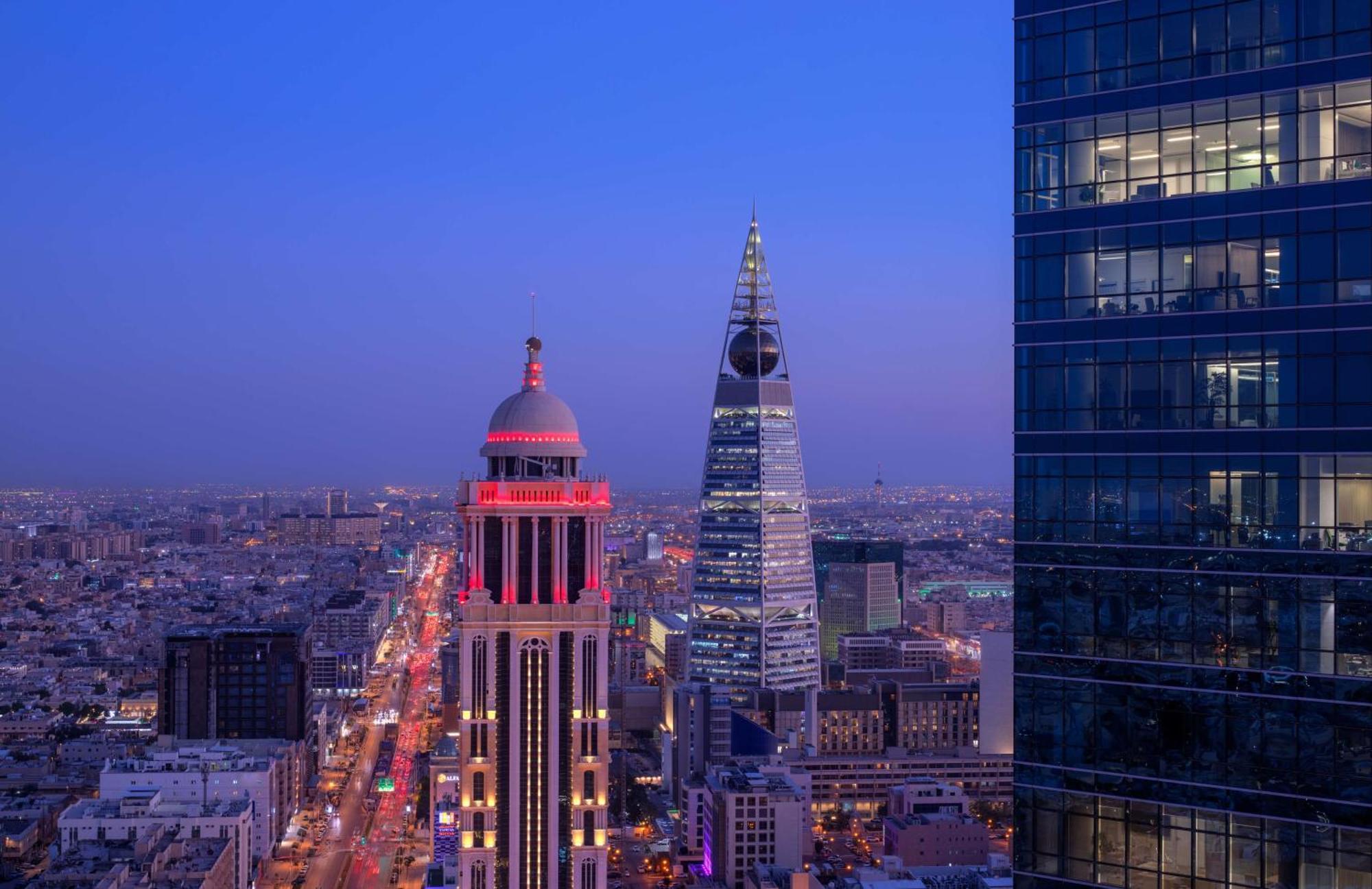Hyatt Regency Riyadh Olaya Exterior foto Riyadh skyline