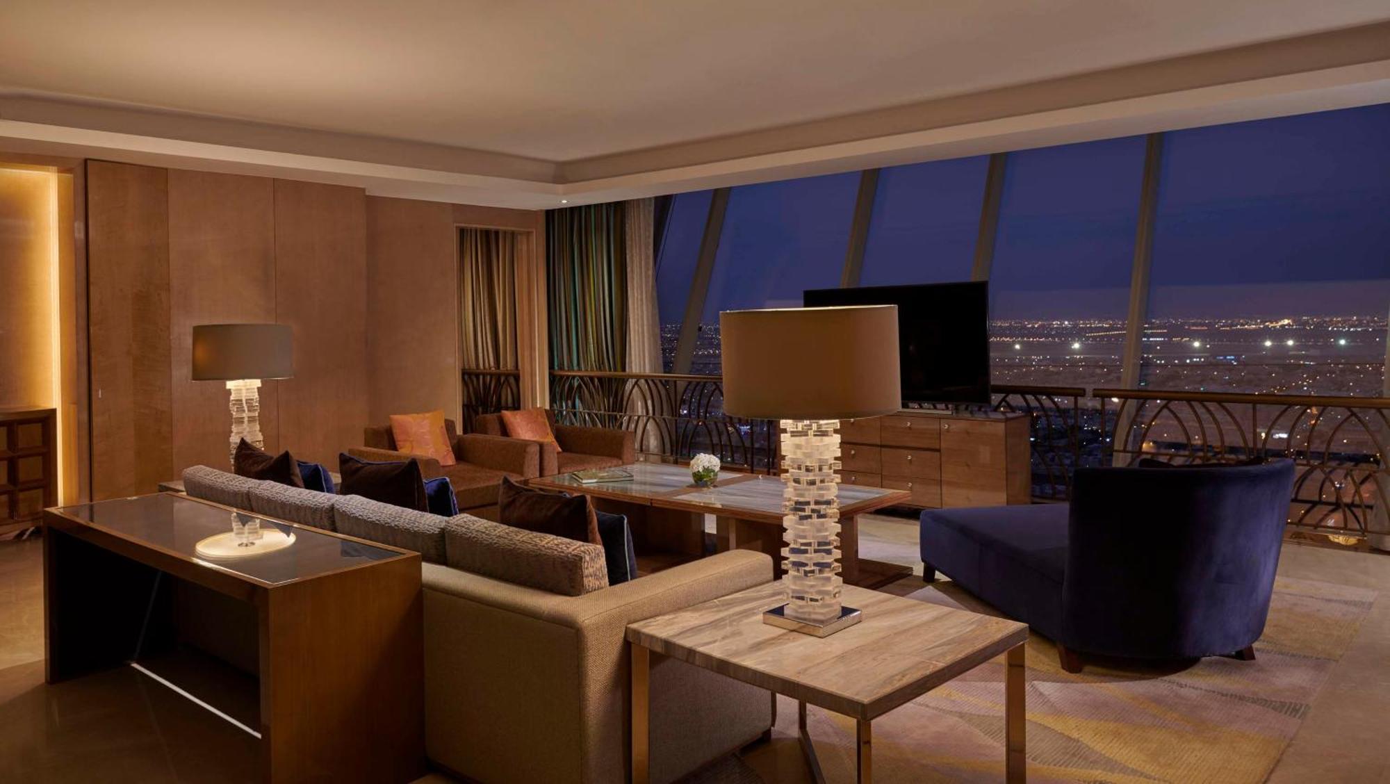 Hyatt Regency Riyadh Olaya Exterior foto A suite at the Atlantis